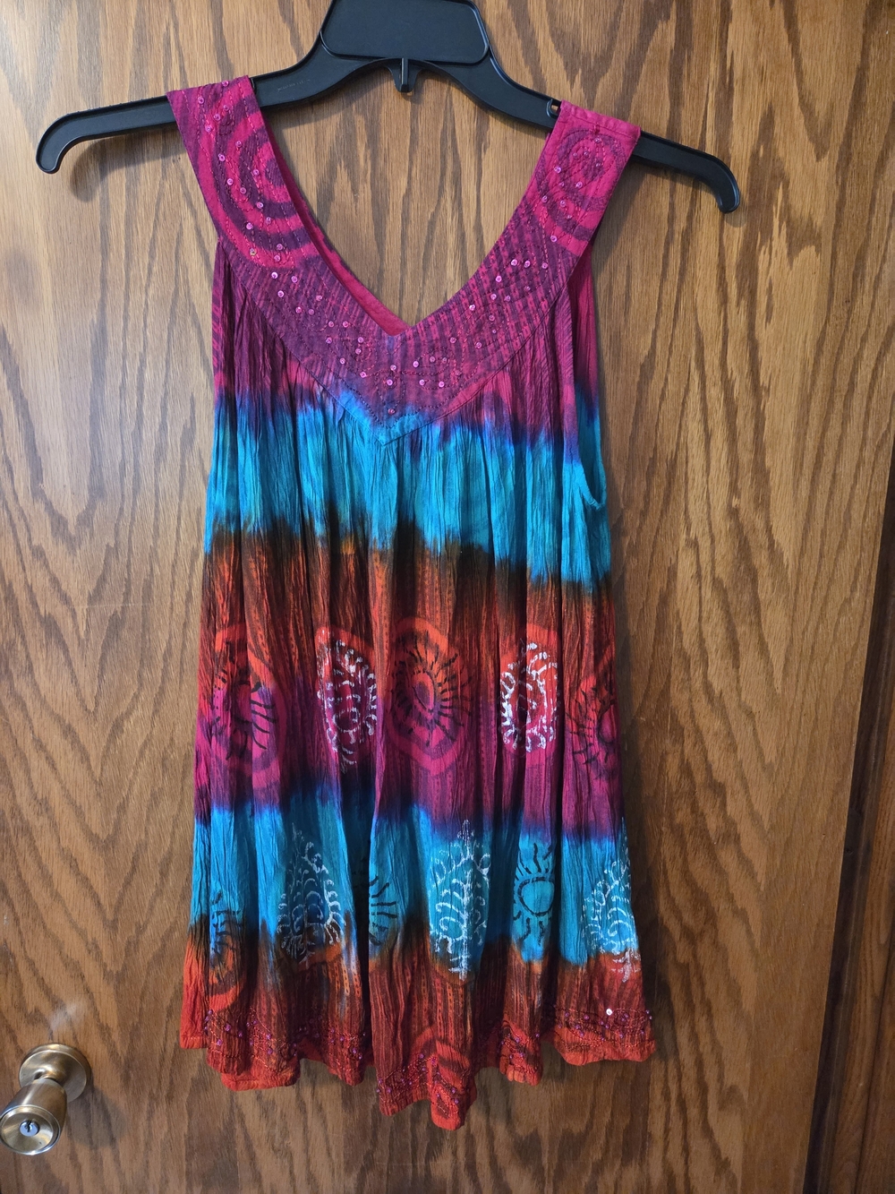 Sleeveless Tie-Dye V-Neck Swing Tank Top - Pink, Blue, Red